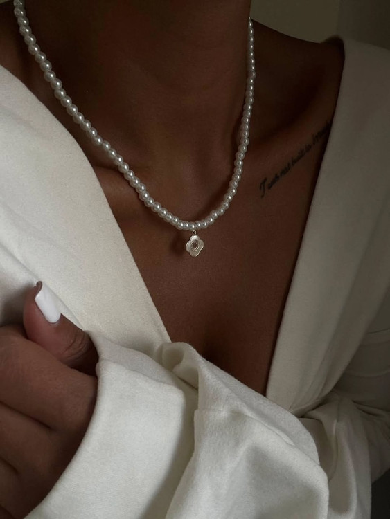 گردنبند مروارید KΞRNØVΔ – CØLLΞCT!ØN