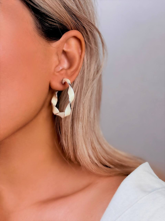 گوشواره میناکاری