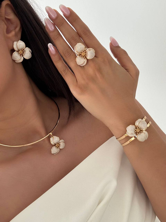 گردنبند میناکاری