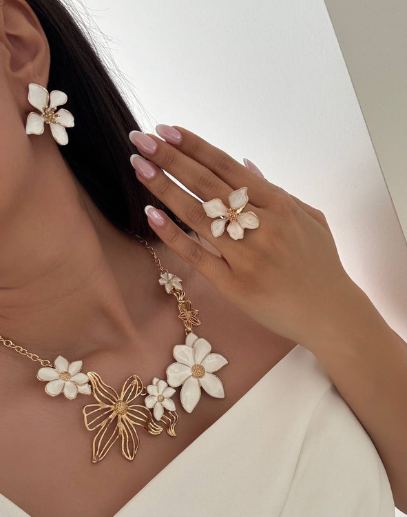 گردنبند میناکاری